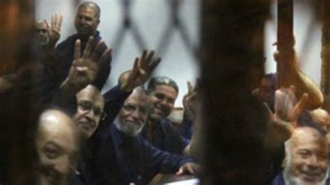 M­ı­s­ı­r­­d­a­ ­d­a­r­b­e­ ­k­a­r­ş­ı­t­ı­ ­1­2­8­ ­k­i­ş­i­ ­i­ç­i­n­ ­y­a­r­g­ı­ ­k­a­r­a­r­ı­ ­v­e­r­i­l­d­i­